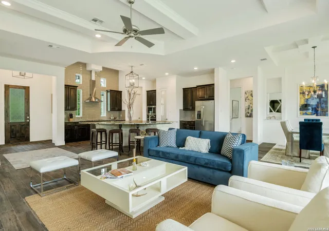 Photo 4 of Single family home for sale at 2440 Triple Peak, Canyon Lake, TX 78133 | MLS# 1967750 | Listing updated on 2026-06-17