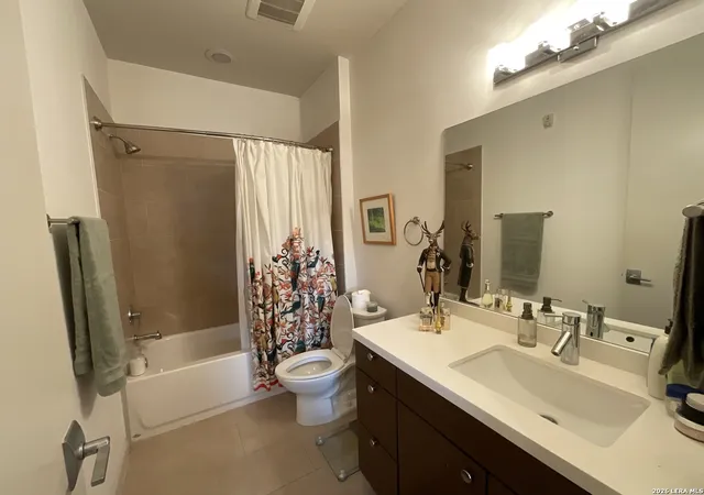 Photo 3 of Condo for sale at 17902 La Cantera Pkwy #303, San Antonio, TX 78257 | MLS# 1967758 | Listing updated on 2026-08-07