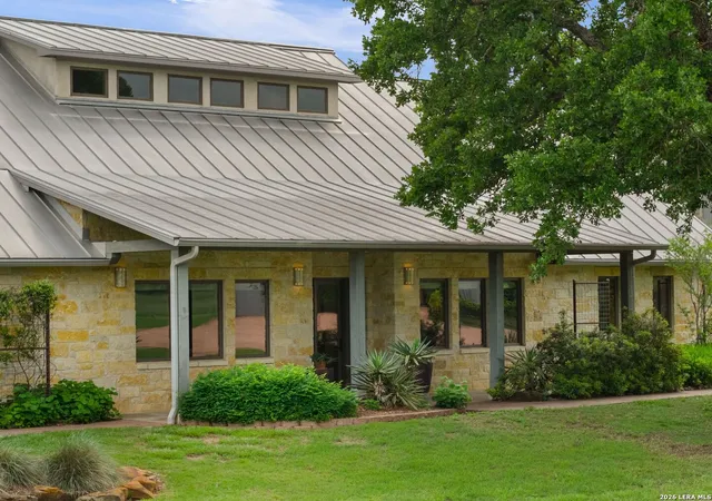 2nd image of 1163 Big Bend Ln, Fredericksburg, TX 78624 | MLS# 1967813