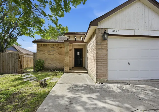 Photo 3 of Single family home for sale at 11426 Long Trl, San Antonio, TX 78245 | MLS# 1967819 | Listing updated on 2026-09-16
