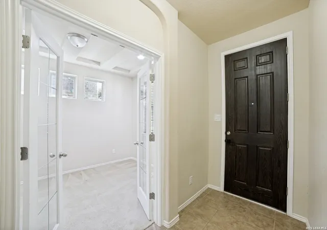 2nd image of 6431 Lionheart Park, San Antonio, TX 78240 | MLS# 1967931