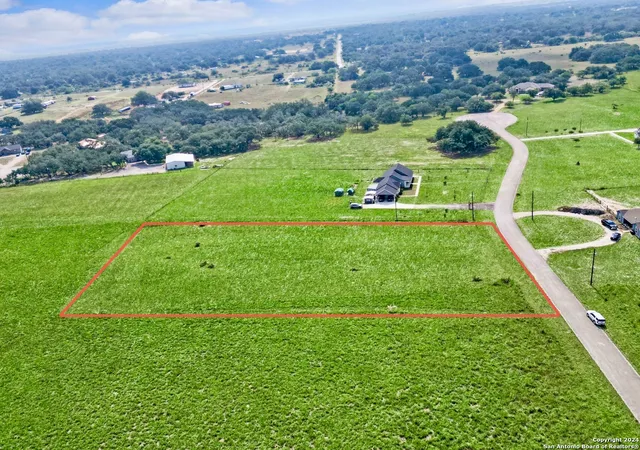 6th image of 223 Stallion Trl, Natalia, TX 78059 | MLS# 1967974