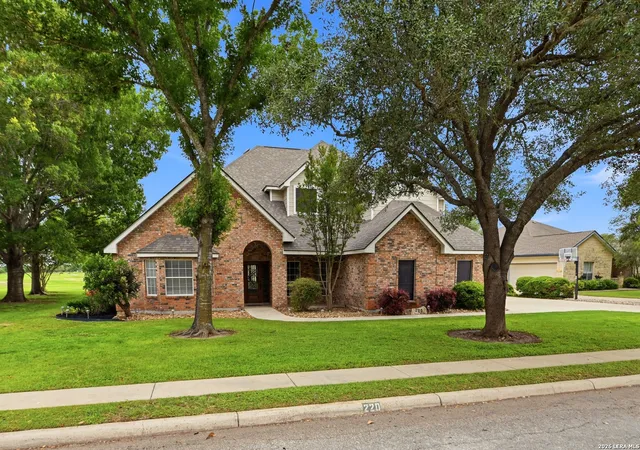 Homes for sale in Castroville, TX | 220 Private Road 4661, Castroville, TX 78009 | MLS# 1968014