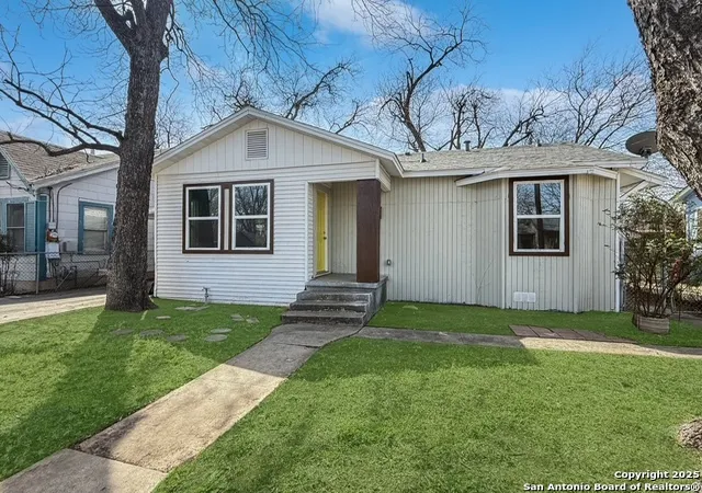 1st image of 146 Roslyn Ave, San Antonio, TX 78204 | MLS# 1968071