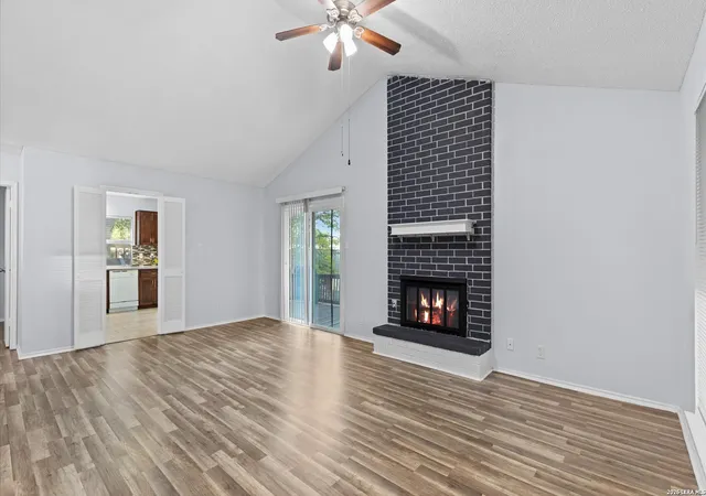 Photo 4 of Single family home for sale at 209 Crystal Cyn, Universal City, TX 78148 | MLS# 1968100 | Listing updated on 2026-06-23