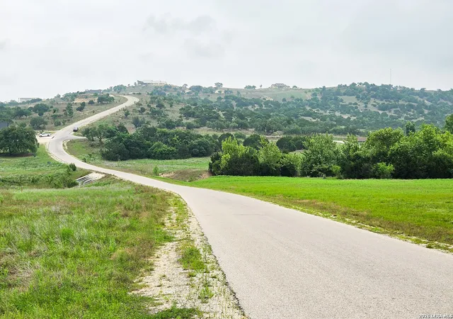 21st image of 44 Falling Oak, Blanco, TX 78606 | MLS# 1968145