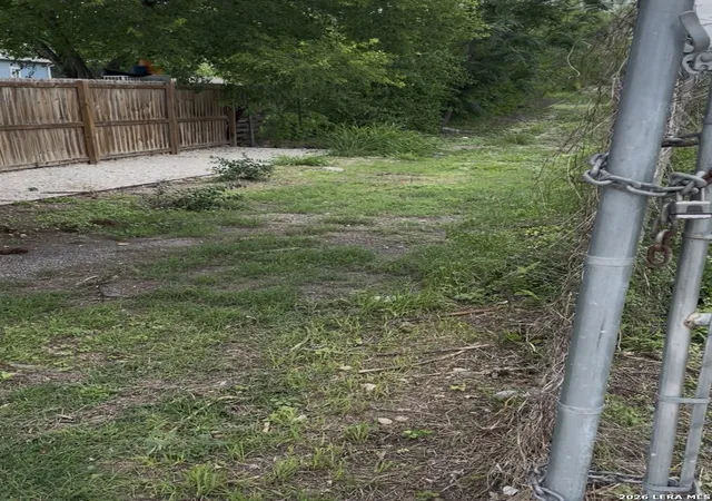 Photo 3 of Land for sale at 314 S Olive St, San Antonio, TX 78203 | MLS# 1968146 | Listing updated on 2026-05-20