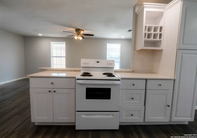 Photo 4 of Single family home for sale at 1415 W French, San Antonio, TX 78201 | MLS# 1968183 | Listing updated on 2026-05-30