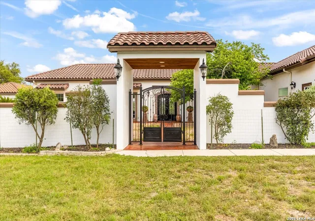 Photo 4 of Single family home for sale at 230 Dry Bear, New Braunfels, TX 78132 | MLS# 1968210 | Listing updated on 2026-08-31