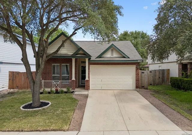 Photo 1 of Single family home for sale at 8927 Interlachen, Selma, TX 78154 | MLS# 1968468 | Listing updated on 2026-09-23
