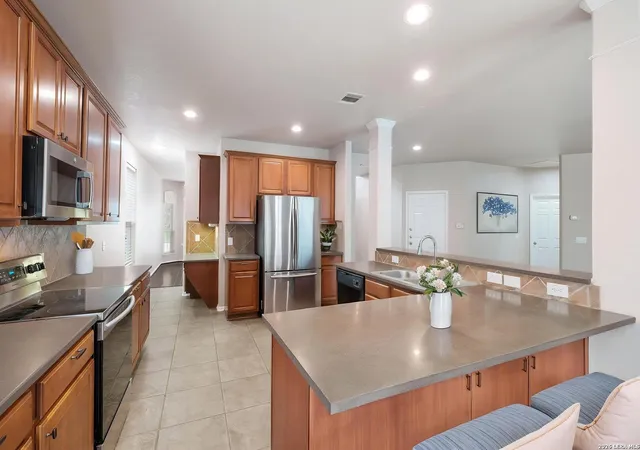 Photo 3 of Single family home for sale at 26415 Walden Oak, San Antonio, TX 78260 | MLS# 1968472 | Listing updated on 2026-07-08