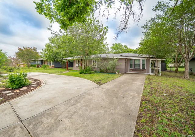 3rd image of 636 Rittiman Rd, Terrell Hills, TX 78209 | MLS# 1968502