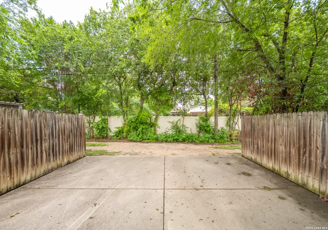 41st image of 636 Rittiman Rd, Terrell Hills, TX 78209 | MLS# 1968502