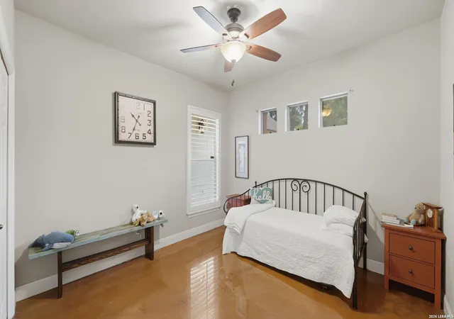 Photo 4 of Single family home for sale at 808 Elmwood Cv, New Braunfels, TX 78130 | MLS# 1968590 | Listing updated on 2026-09-14