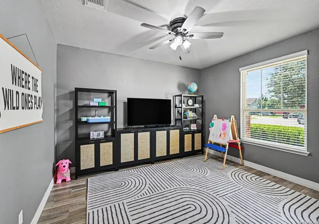 Photo 4 of Single family home for sale at 1382 Shadow Rock, New Braunfels, TX 78130 | MLS# 1968750 | Listing updated on 2026-09-10