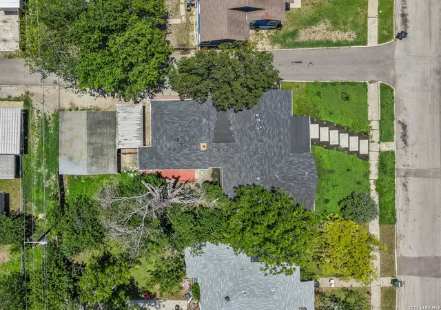 32nd image of 914 Halliday Ave, San Antonio, TX 78210 | MLS# 1968792