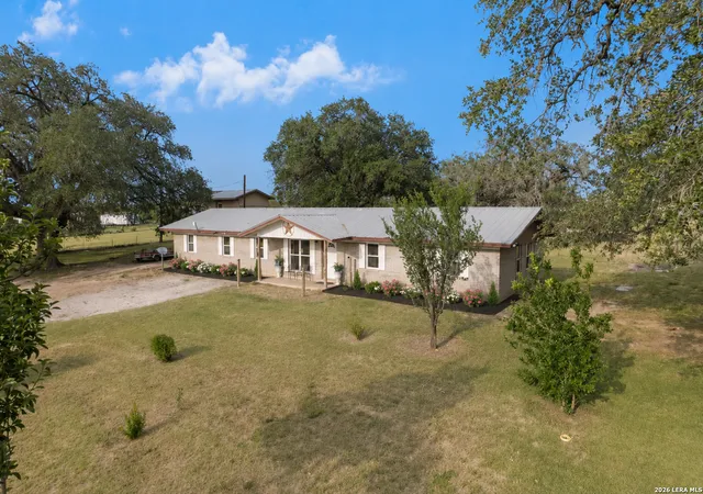 2nd image of 1081 County Road 773, Devine, TX 78016 | MLS# 1968795