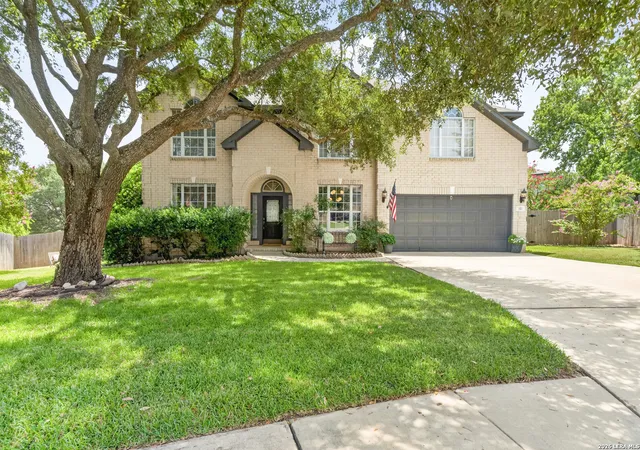 Photo 2 of Sale Pending at 742 Mello Oak, San Antonio, TX 78258 | MLS# 1968830 | Listing updated on 2026-08-28