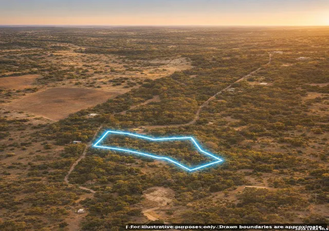 5th image of 1321 Brushy Creek Dr, Lakehills, TX 78063 | MLS# 1968895