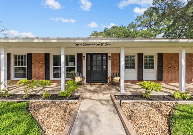 5th image of 344 Prinz Dr, San Antonio, TX 78213 | MLS# 1968918