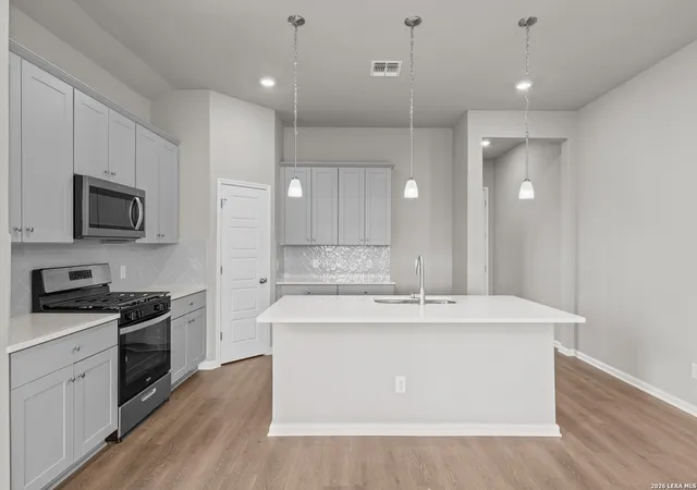 Photo 1 of Single family home for sale at 6418 Monarch Trace, San Antonio, TX 78253 | MLS# 1968942 | Listing updated on 2026-09-30