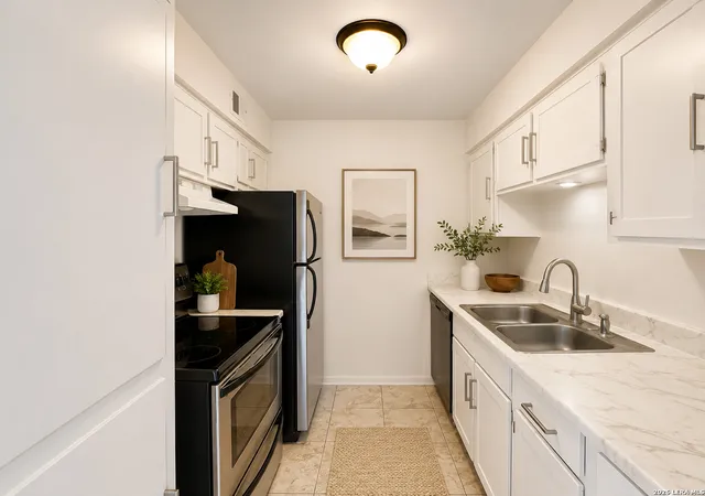 5th image of 6611 Southpoint St #128, San Antonio, TX 78229 | MLS# 1968975