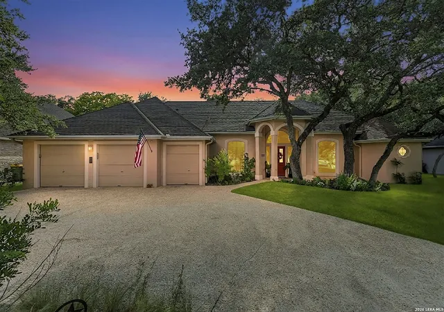 Photo 1 of Sale Pending at 29627 Fairview Pl, Fair Oaks Ranch, TX 78015 | MLS# 1968980 | Listing updated on 2026-08-07