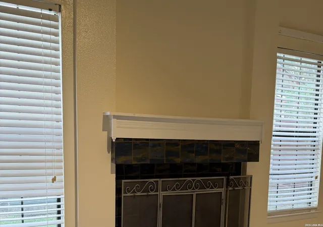 Photo 4 of Single family home for sale at 10626 Horn Blvd, San Antonio, TX 78240 | MLS# 1969069 | Listing updated on 2026-09-22