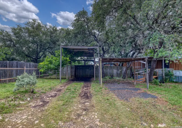 4th image of 403 E Third St, Camp Wood, TX 78833 | MLS# 1969137