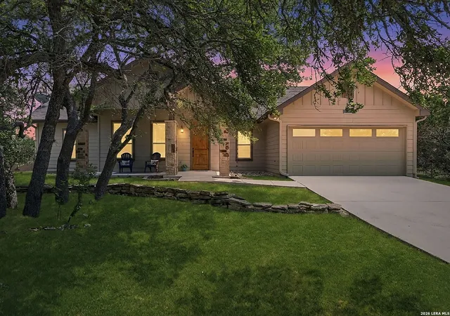 Photo 1 of Single family home for sale at 111 Swallow Ct, Canyon Lake, TX 78133 | MLS# 1969161 | Listing updated on 2026-09-01