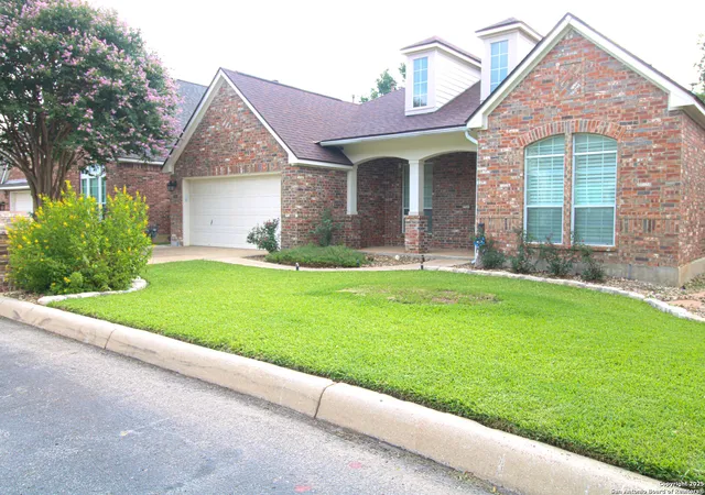 Photo 2 of Single family home for sale at 121 Antler Cir, San Antonio, TX 78232 | MLS# 1969180 | Listing updated on 2026-06-02