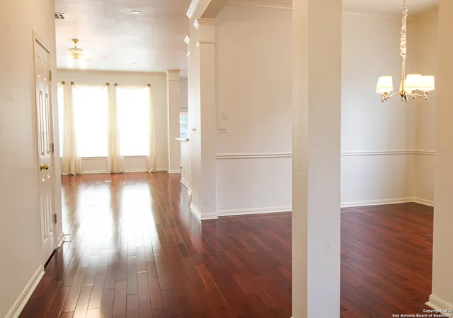 Photo 2 of Single family home for sale at 121 Antler Cir, San Antonio, TX 78232 | MLS# 1969180 | Listing updated on 2026-06-02