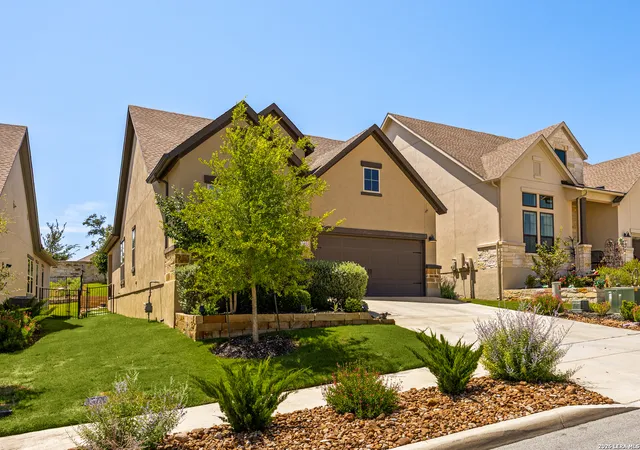 Photo 3 of Single family home for sale at 140 Sentido, Boerne, TX 78006 | MLS# 1969185 | Listing updated on 2026-08-28