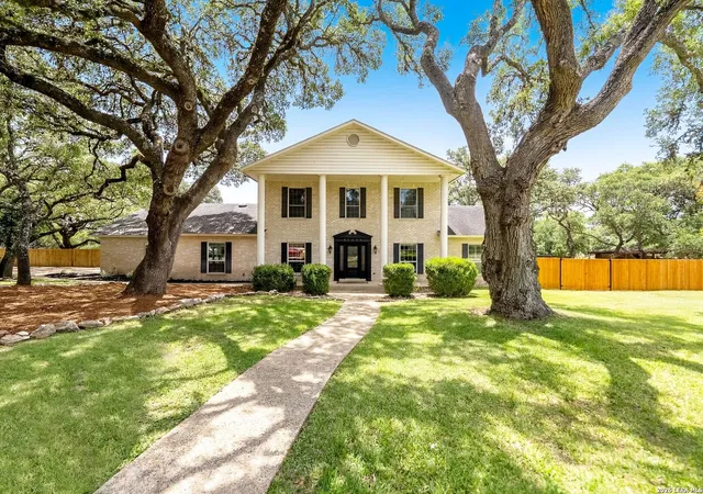 Photo 2 of Single family home for sale at 29279 Seabiscuit Dr, Boerne, TX 78015 | MLS# 1969269 | Listing updated on 2026-09-12