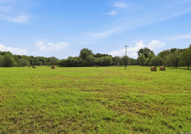 4th image of 1301 Sea Willow, Marion, TX 78124 | MLS# 1969318