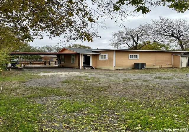 Photo 2 of Single family home for sale at 1819 Madrid St, San Antonio, TX 78237 | MLS# 1969351 | Listing updated on 2026-09-11