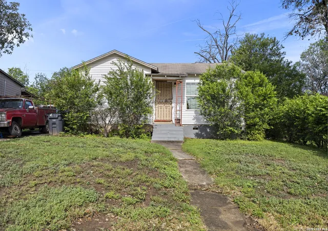 Homes for sale in San Antonio, TX | 211 Robeson Ave, San Antonio, TX 78220 | MLS# 1969379