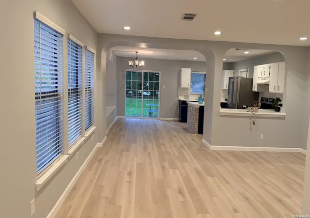 Photo 3 of Single family home for sale at 2107 Mossy Creek Dr, San Antonio, TX 78245 | MLS# 1969412 | Listing updated on 2026-09-19