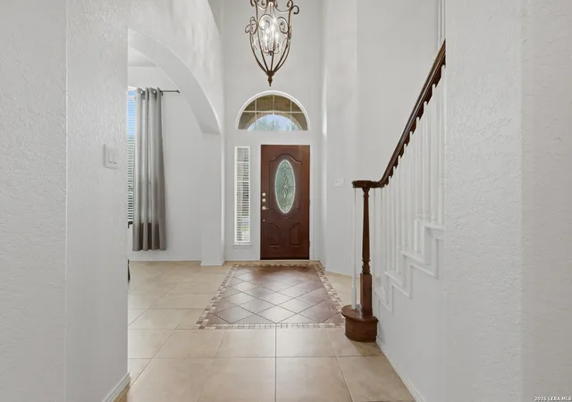Photo 2 of Sale Pending at 510 Senna Trl, San Antonio, TX 78256 | MLS# 1969436 | Listing updated on 2026-08-03
