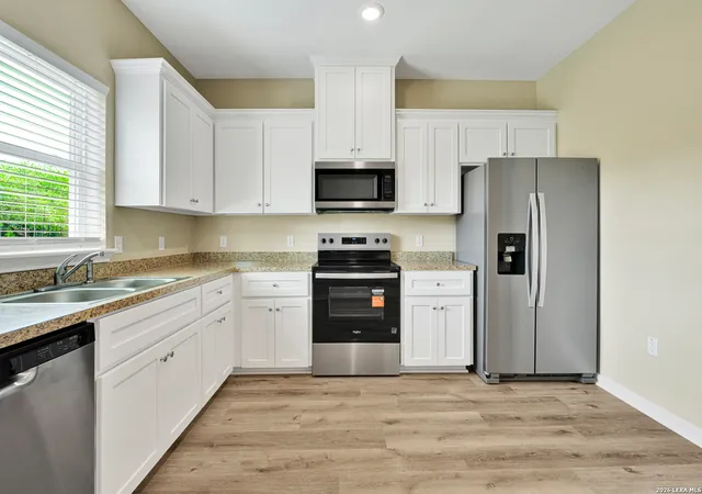 Photo 4 of Sale Pending at 602 Villa Linda, San Antonio, TX 78237 | MLS# 1969457 | Listing updated on 2026-09-13