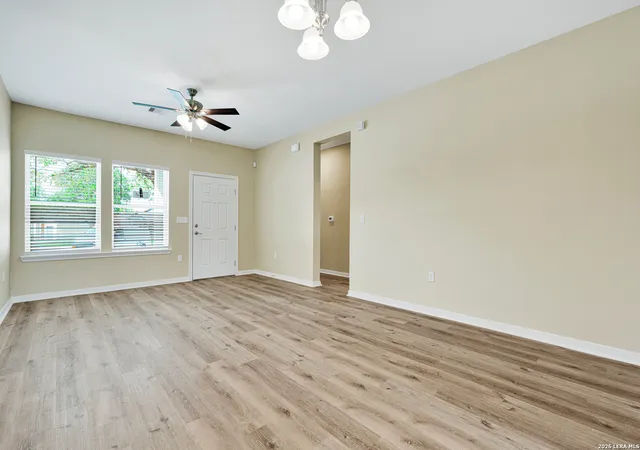 Photo 4 of Sale Pending at 606 Villa Linda, San Antonio, TX 78237 | MLS# 1969462 | Listing updated on 2026-08-25