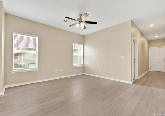 Photo 3 of Sale Pending at 611 Villa Linda, San Antonio, TX 78237 | MLS# 1969468 | Listing updated on 2026-09-08