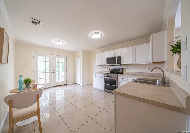 Photo 3 of Single family home for sale at 10259 Crystal Vw, Universal City, TX 78148 | MLS# 1969508 | Listing updated on 2026-09-23