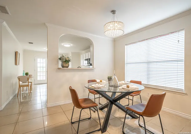 Photo 4 of Single family home for sale at 10259 Crystal Vw, Universal City, TX 78148 | MLS# 1969508 | Listing updated on 2026-09-23