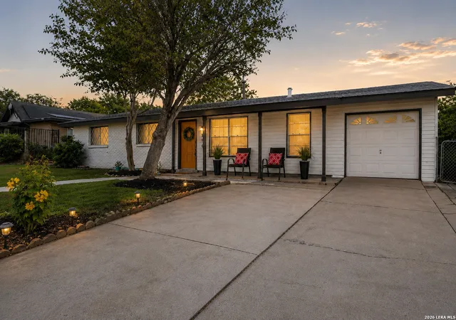 Photo 1 of Single family home for sale at 154 Mountain Valley St, San Antonio, TX 78227 | MLS# 1969513 | Listing updated on 2026-09-12
