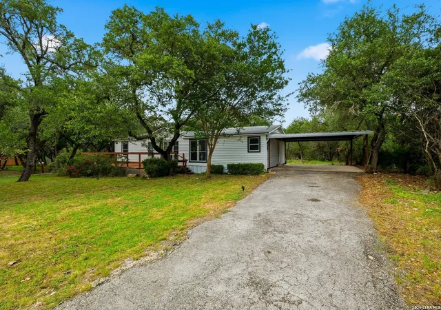 Homes for sale in Canyon Lake, TX | 2408 Deer Run Pass, Canyon Lake, TX 78133 | MLS# 1969700