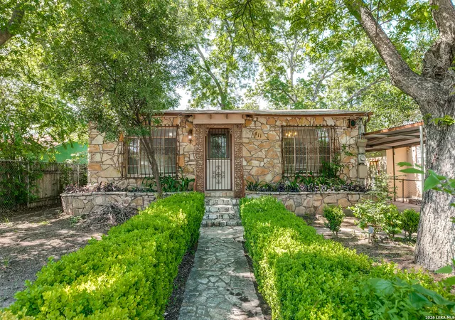 Photo 1 of Single family home for sale at 411 School St, San Antonio, TX 78210 | MLS# 1969713 | Listing updated on 2026-07-26
