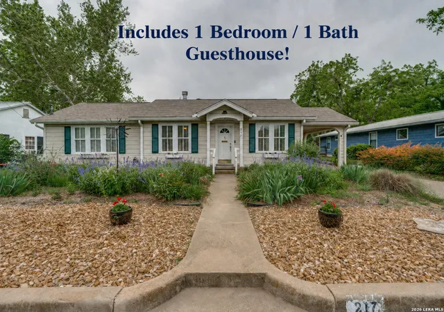 2nd image of 217 W Morse St, Fredericksburg, TX 78624 | MLS# 1969753