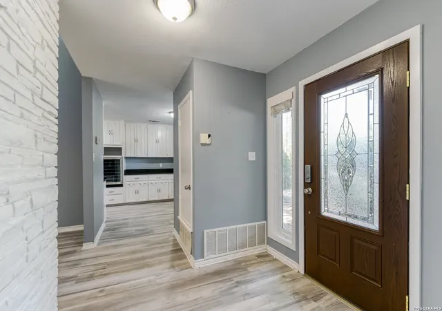 Photo 3 of Single family home for sale at 120 S Winston Ln, San Antonio, TX 78213 | MLS# 1969841 | Listing updated on 2026-09-14