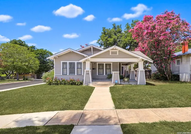 2nd image of 1145 W Mistletoe Ave, San Antonio, TX 78201 | MLS# 1969947